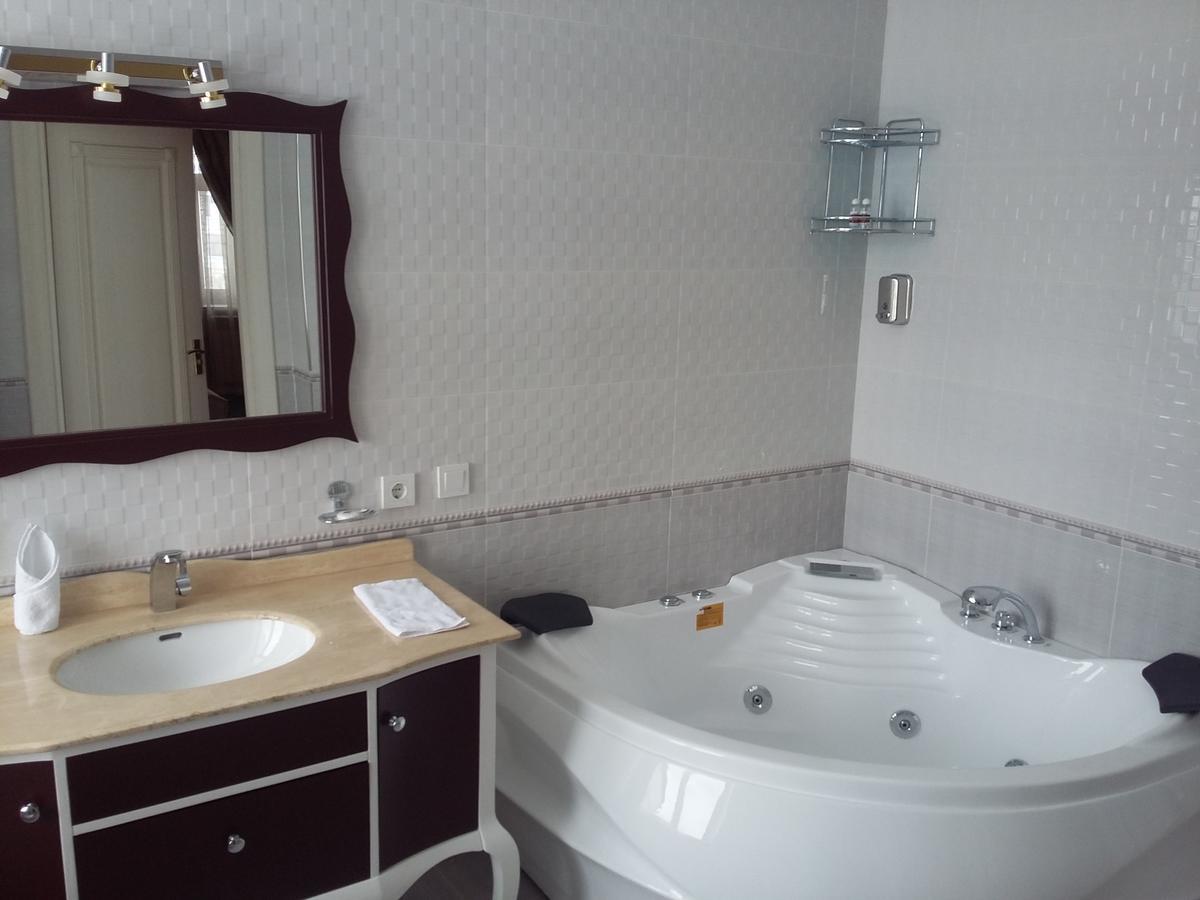 Hotel Afrosiyob カルシ エクステリア 写真