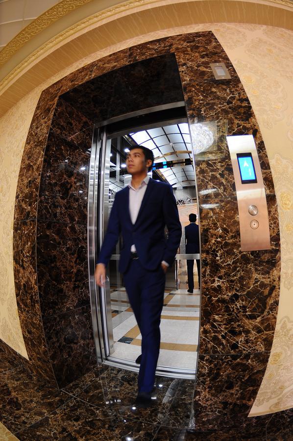 Hotel Afrosiyob カルシ エクステリア 写真